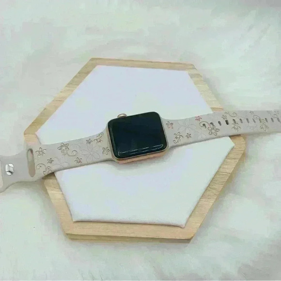 Floral Design Apple Watch Bands in Beige pink 42mm 44mm 45mm 49mm - Picture 4 of 7